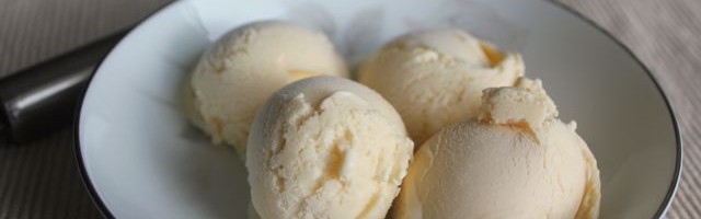 No-machine vanilla ice cream